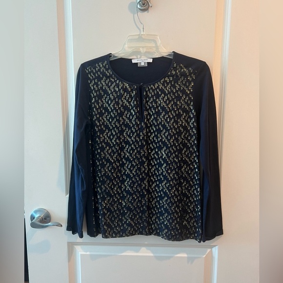 GERARD DAREL Women's Navy and Gold Patterned Top - Picture 2 of 10